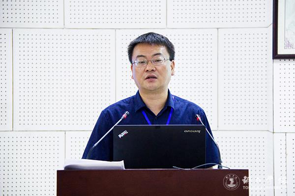 12Beat365官网党委宣传部部长叶丹副教授作《新型大学质量文化生态构建》主题发言.jpg