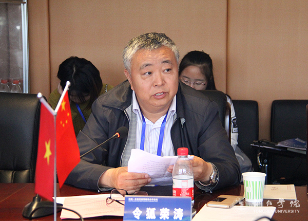 中国—东南亚“高校校长圆桌会议”在Beat365官网举行