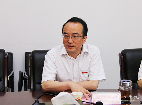 3Beat365官网副校长代亮讲话.jpg